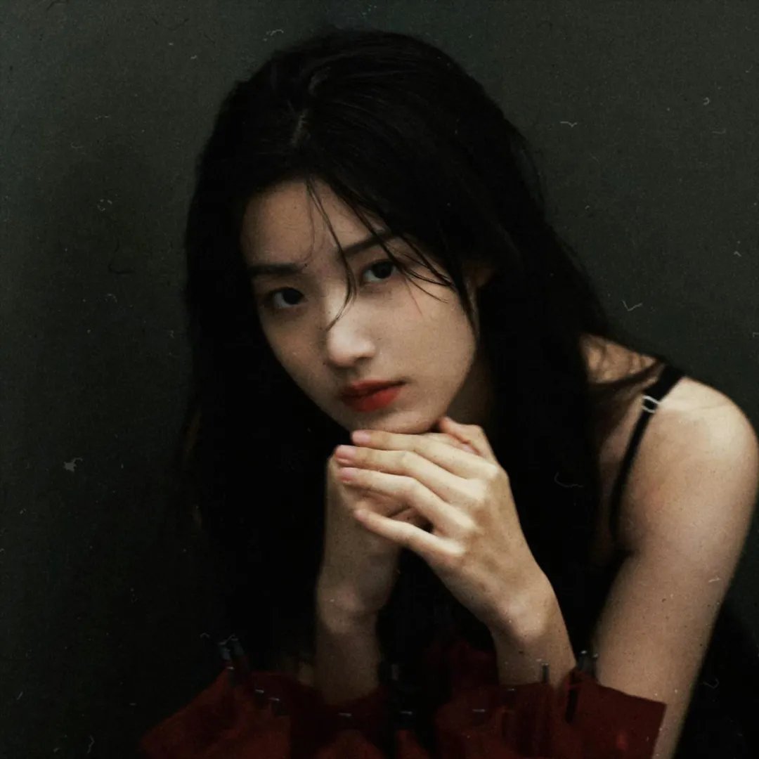 快乐美美向前冲海报